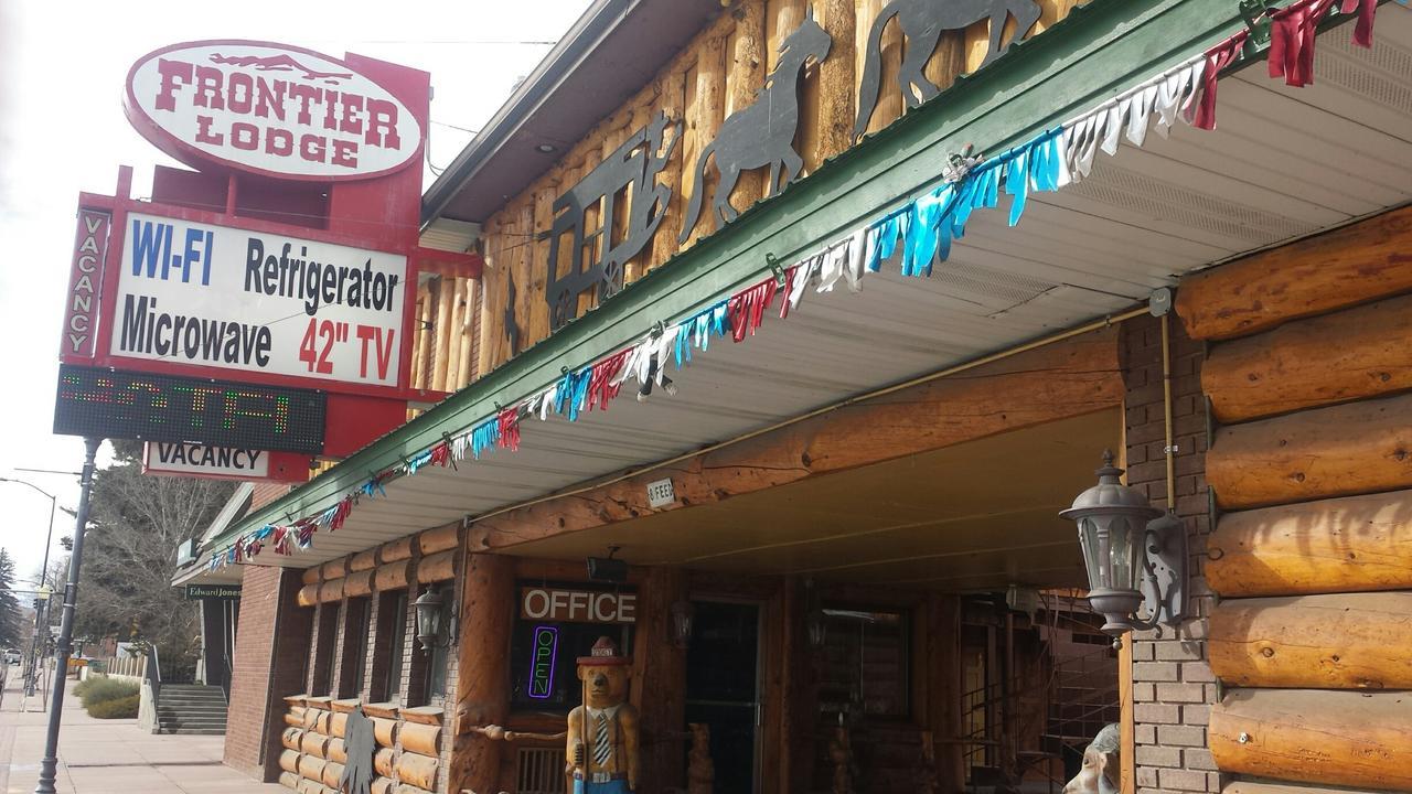 Frontier Lodge Lander Eksteriør billede
